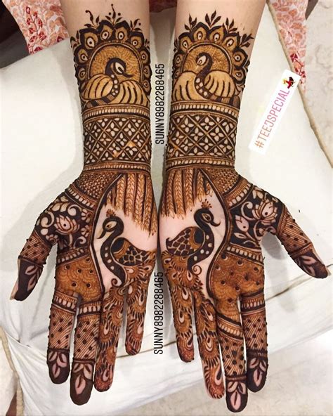 The Role of Color Contrast in Mehndi: Creating Visual Impact